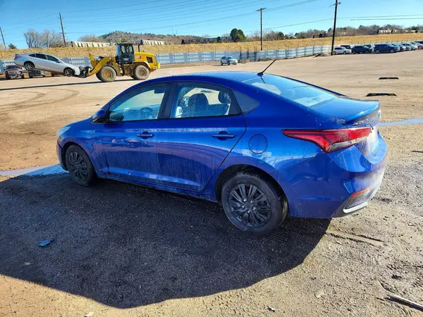 3KPC24A35JE025864 2018 HYUNDAI ACCENT - Image 2
