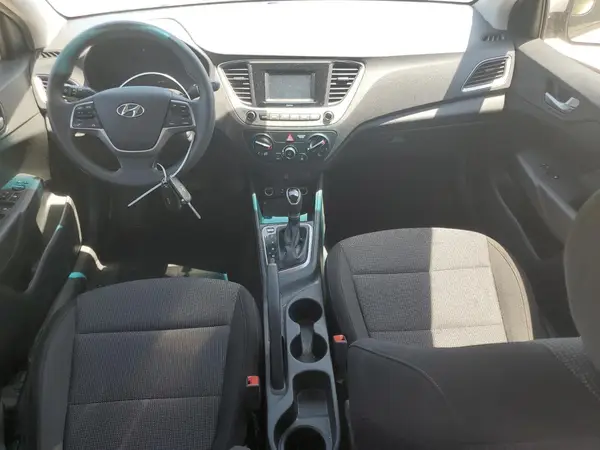 3KPC24A35JE025993 2018 HYUNDAI ACCENT - Image 8