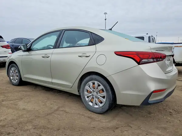 3KPC24A35JE029204 2018 HYUNDAI ACCENT - Image 2