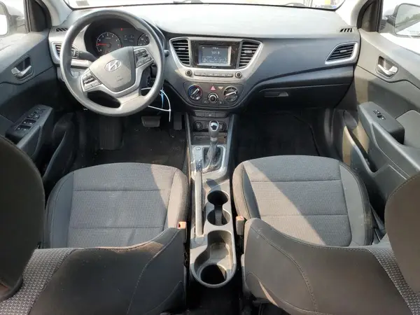 3KPC24A35JE033396 2018 HYUNDAI ACCENT - Image 8