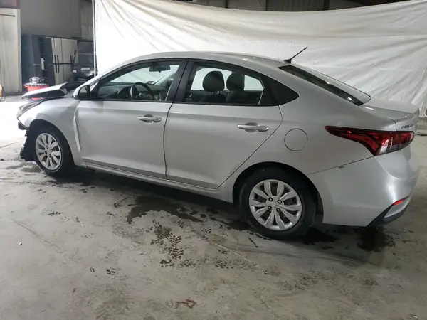 3KPC24A35KE038602 2019 HYUNDAI ACCENT - Image 2