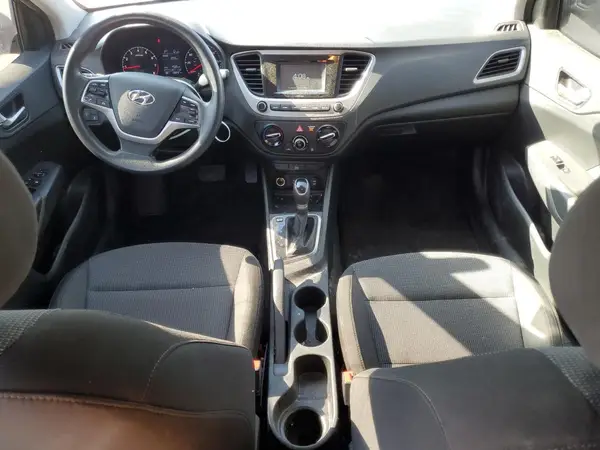 3KPC24A35KE040513 2019 HYUNDAI ACCENT - Image 8