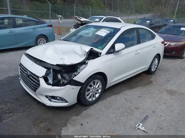 3KPC24A35KE040852 2019 HYUNDAI ACCENT - Image 2