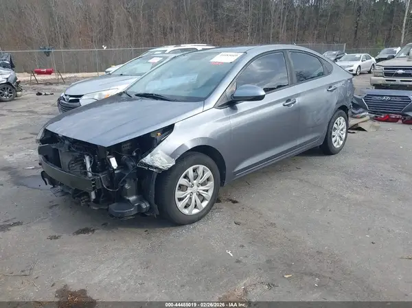 3KPC24A35KE041791 2019 HYUNDAI ACCENT - Image 2
