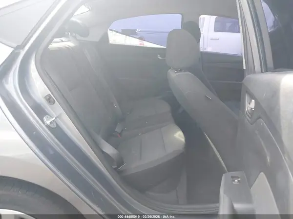 3KPC24A35KE041791 2019 HYUNDAI ACCENT - Image 8