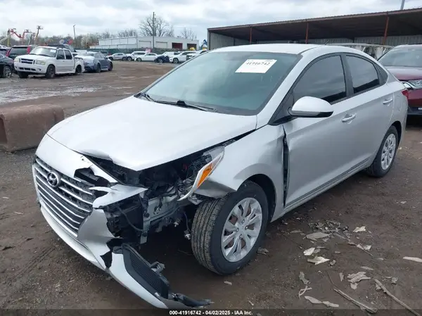 3KPC24A35KE052161 2019 HYUNDAI ACCENT - Image 2