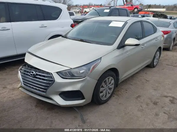 3KPC24A35KE052323 2019 HYUNDAI ACCENT - Image 2