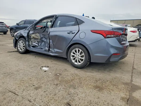 3KPC24A35KE055822 2019 HYUNDAI ACCENT - Image 2