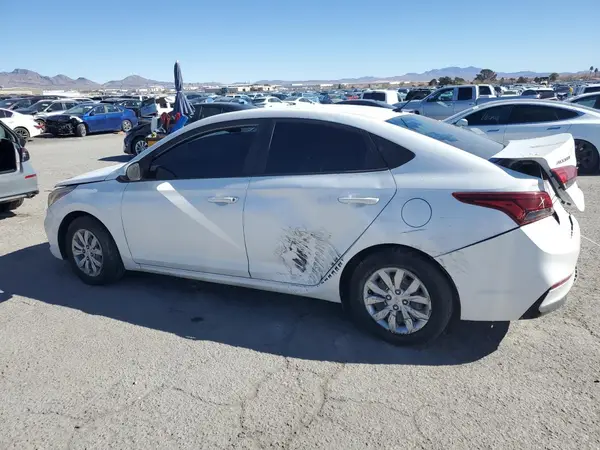 3KPC24A35KE056906 2019 HYUNDAI ACCENT - Image 2