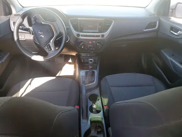 3KPC24A35KE058963 2019 HYUNDAI ACCENT - Image 8