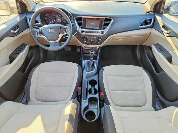 3KPC24A35KE061975 2019 HYUNDAI ACCENT - Image 8