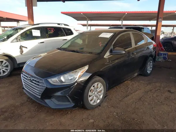 3KPC24A35KE063919 2019 HYUNDAI ACCENT - Image 2