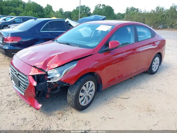 3KPC24A35KE064617 2019 HYUNDAI ACCENT - Image 2