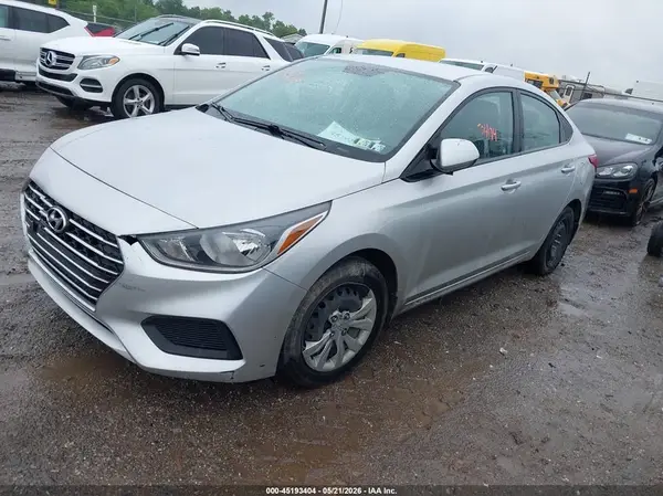 3KPC24A35KE066786 2019 HYUNDAI ACCENT - Image 2