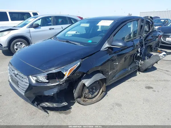 3KPC24A35KE067727 2019 HYUNDAI ACCENT - Image 2