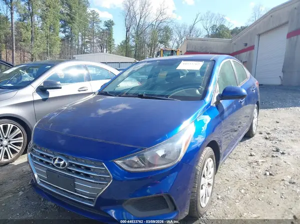 3KPC24A35KE067906 2019 HYUNDAI ACCENT - Image 2