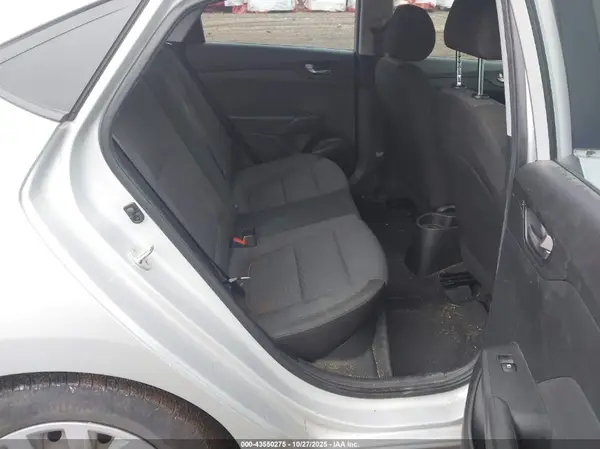 3KPC24A35KE068537 2019 HYUNDAI ACCENT - Image 8