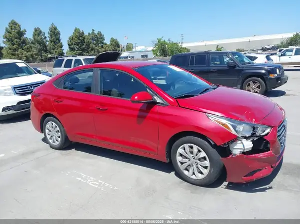 3KPC24A35KE076749 2019 HYUNDAI ACCENT - Image 1