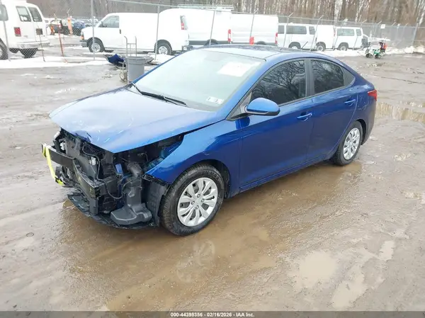 3KPC24A35KE087427 2019 HYUNDAI ACCENT - Image 2