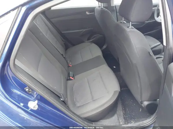 3KPC24A35KE087427 2019 HYUNDAI ACCENT - Image 8