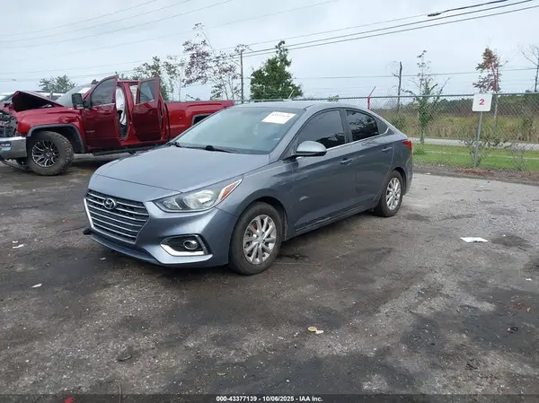 3KPC24A35KE087895 2019 HYUNDAI ACCENT - Image 2