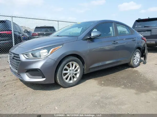3KPC24A36JE005154 2018 HYUNDAI ACCENT - Image 2