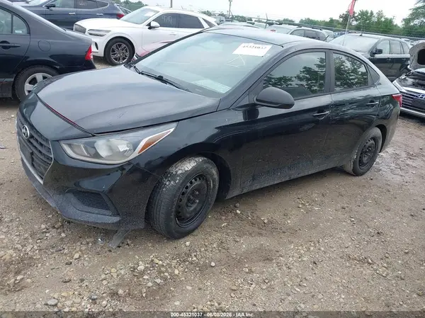 3KPC24A36JE008040 2018 HYUNDAI ACCENT - Image 2