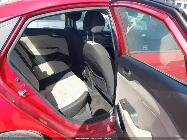 3KPC24A36JE011312 2018 HYUNDAI ACCENT - Image 8