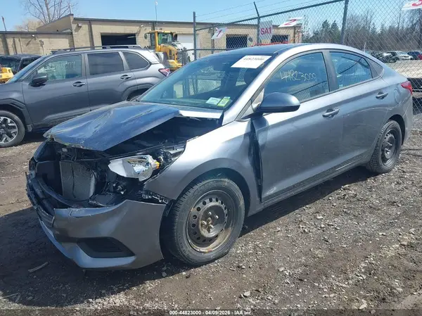 3KPC24A36JE015120 2018 HYUNDAI ACCENT - Image 2