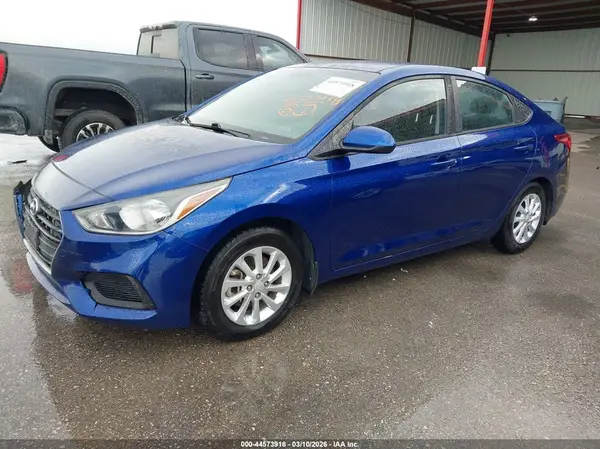 3KPC24A36JE017417 2018 HYUNDAI ACCENT - Image 2