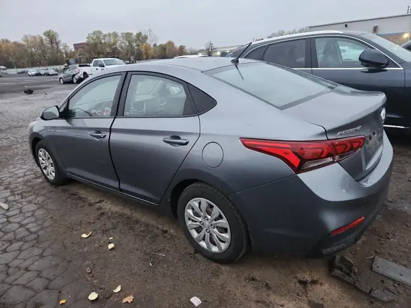 3KPC24A36JE021466 2018 HYUNDAI ACCENT - Image 2