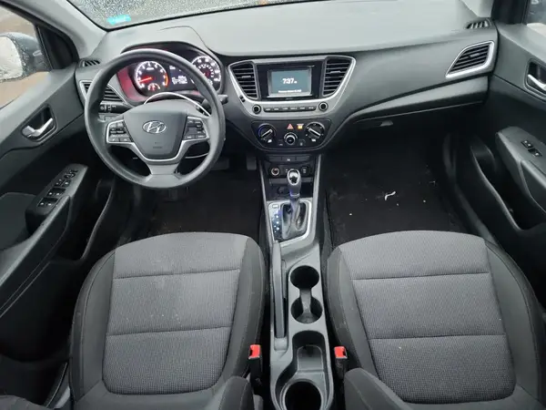 3KPC24A36JE021466 2018 HYUNDAI ACCENT - Image 8