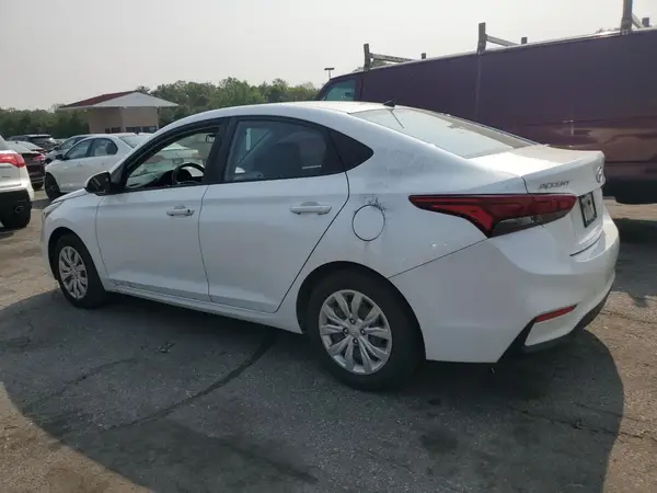 3KPC24A36JE022116 2018 HYUNDAI ACCENT - Image 2