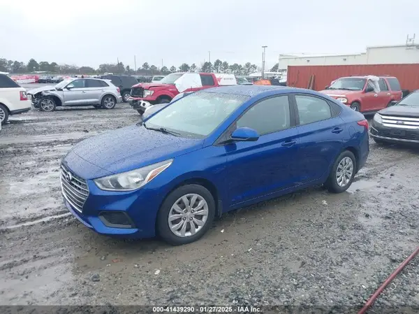 3KPC24A36JE023671 2018 HYUNDAI ACCENT - Image 2