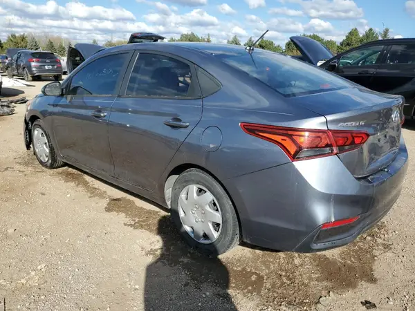 3KPC24A36JE025503 2018 HYUNDAI ACCENT - Image 2