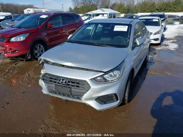 3KPC24A36JE028000 2018 HYUNDAI ACCENT - Image 2