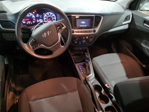 3KPC24A36JE028188 2018 HYUNDAI ACCENT - Image 8