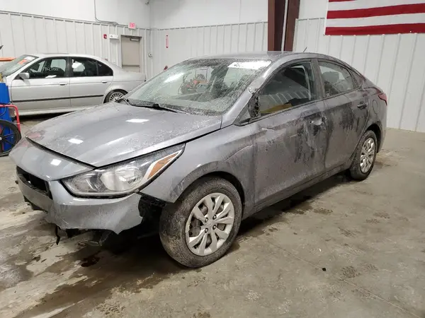 3KPC24A36JE028465 2018 HYUNDAI ACCENT - Image 1