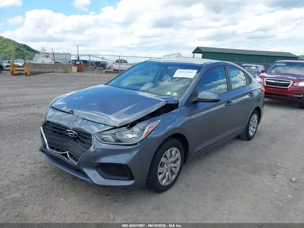 3KPC24A36JE031110 2018 HYUNDAI ACCENT - Image 2