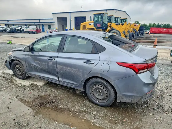 3KPC24A36JE033343 2018 HYUNDAI ACCENT - Image 2