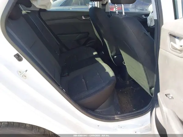 3KPC24A36JE034783 2018 HYUNDAI ACCENT - Image 8