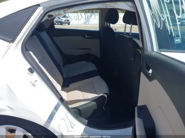 3KPC24A36KE041976 2019 HYUNDAI ACCENT - Image 8
