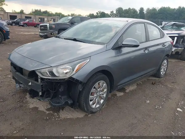 3KPC24A36KE044151 2019 HYUNDAI ACCENT - Image 2