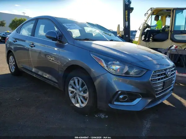 3KPC24A36KE046109 2019 HYUNDAI ACCENT - Image 1