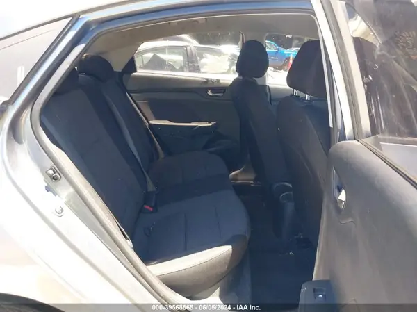 3KPC24A36KE046787 2019 HYUNDAI ACCENT - Image 8
