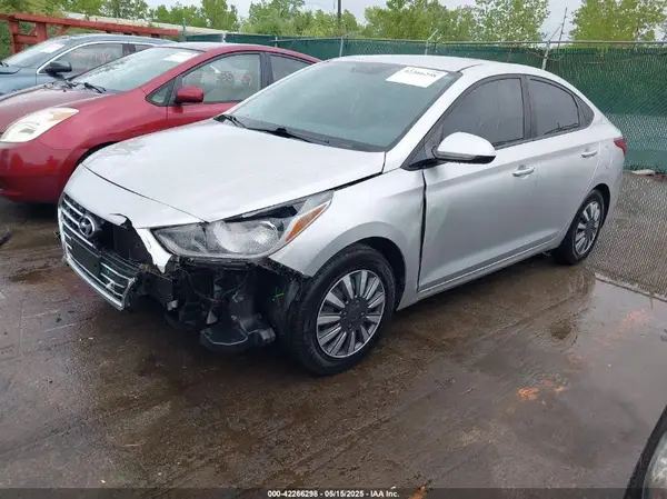 3KPC24A36KE056459 2019 HYUNDAI ACCENT - Image 2