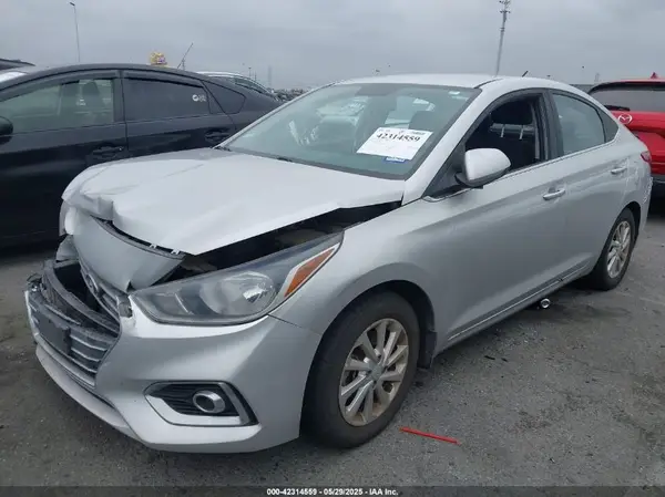 3KPC24A36KE056848 2019 HYUNDAI ACCENT - Image 2