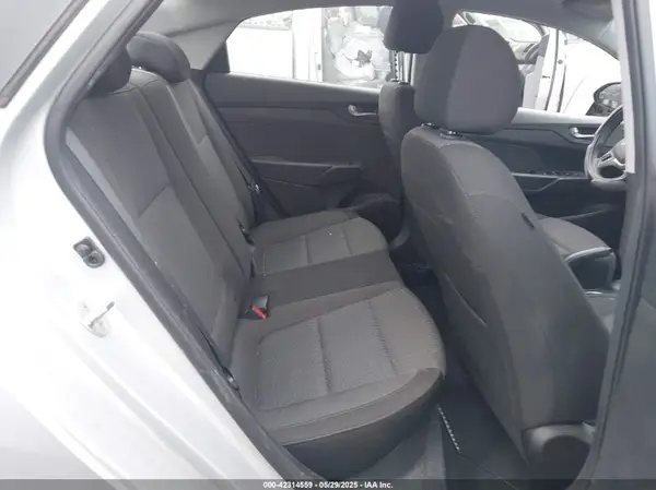 3KPC24A36KE056848 2019 HYUNDAI ACCENT - Image 8