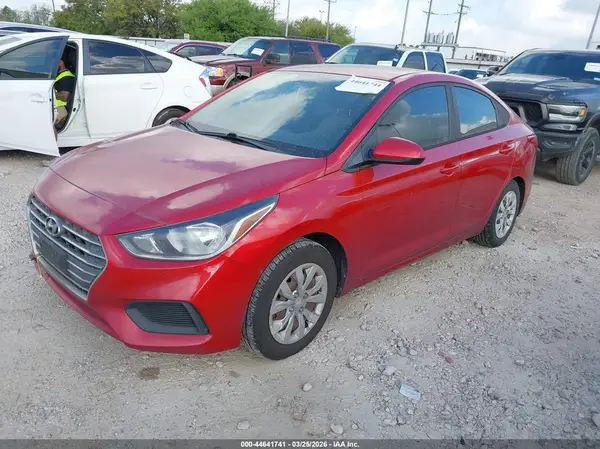 3KPC24A36KE061631 2019 HYUNDAI ACCENT - Image 2
