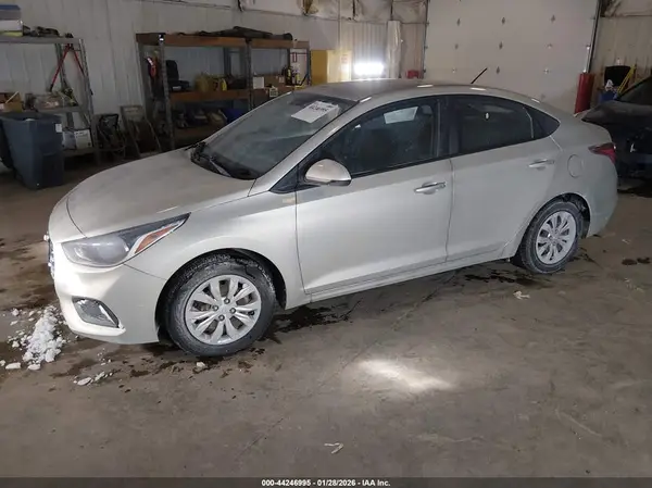 3KPC24A36KE062665 2019 HYUNDAI ACCENT - Image 2